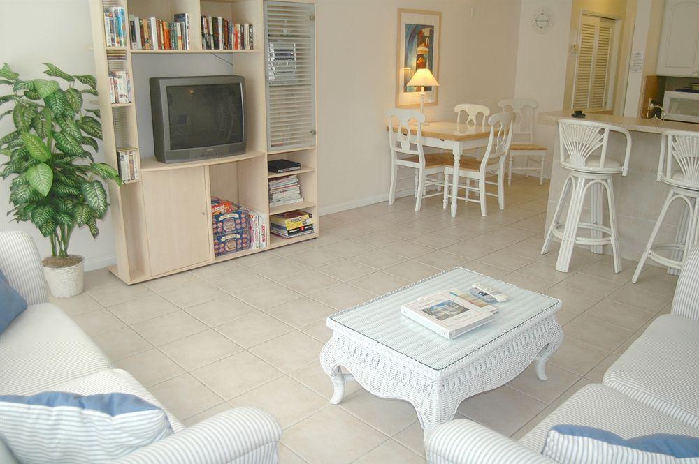 Pineapple Place Apartment Pompano Beach Bagian luar foto